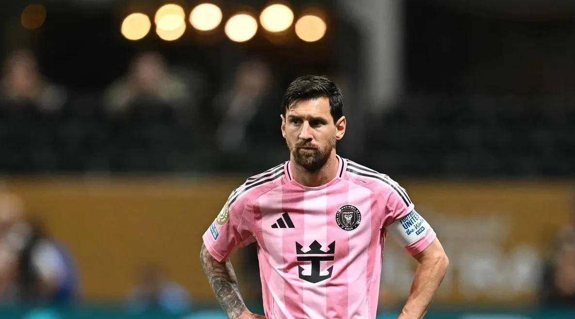 半岛体育全站 -梅西迎来十二赛季高光表现，切尔西球迷沸腾！的简单介绍